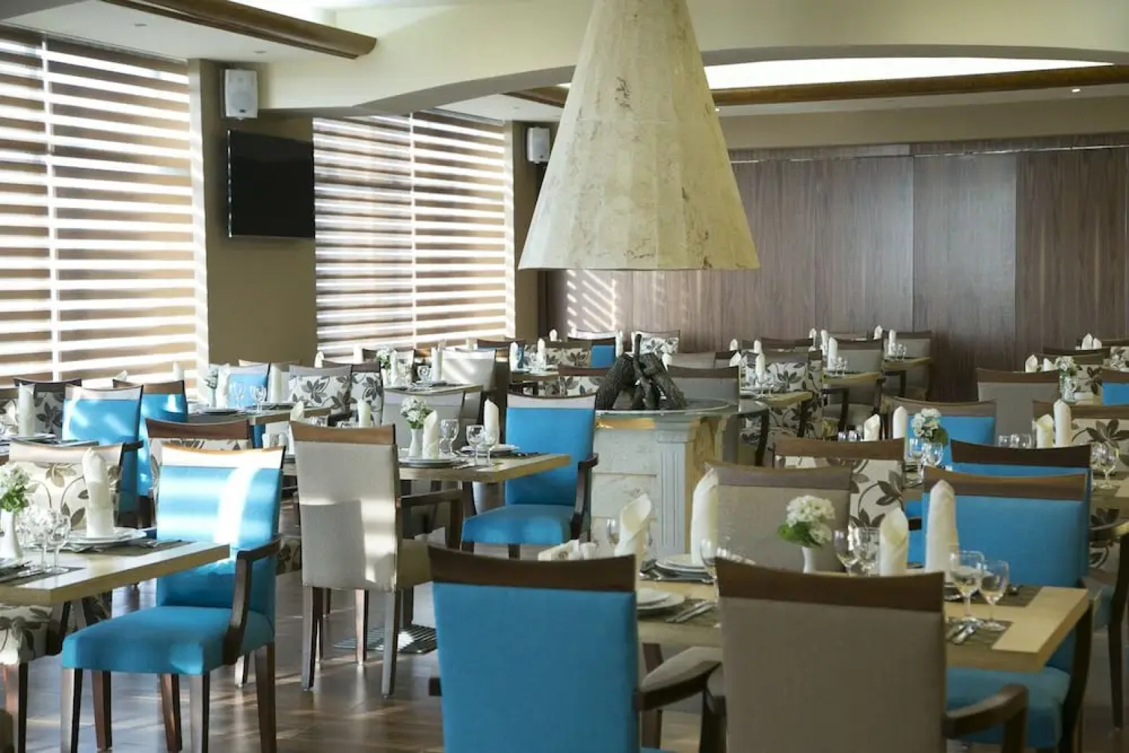 Bzommar Palace Hotel