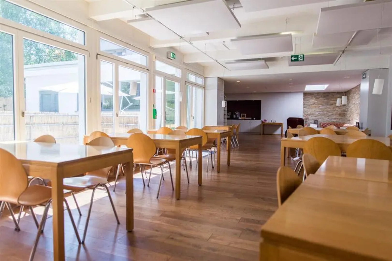 Hyve Hotel Basel - Hostel