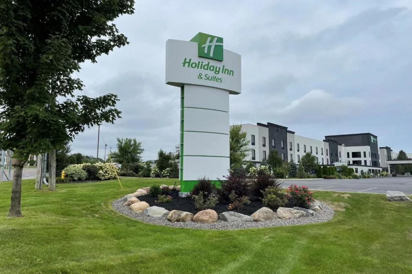Holiday Inn & Suites Syracuse Airport - Liverpool by IHG