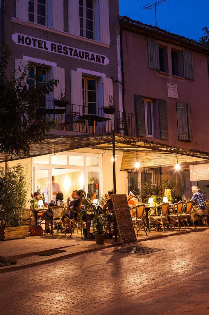 Hôtel Restaurant lArbre de Mai