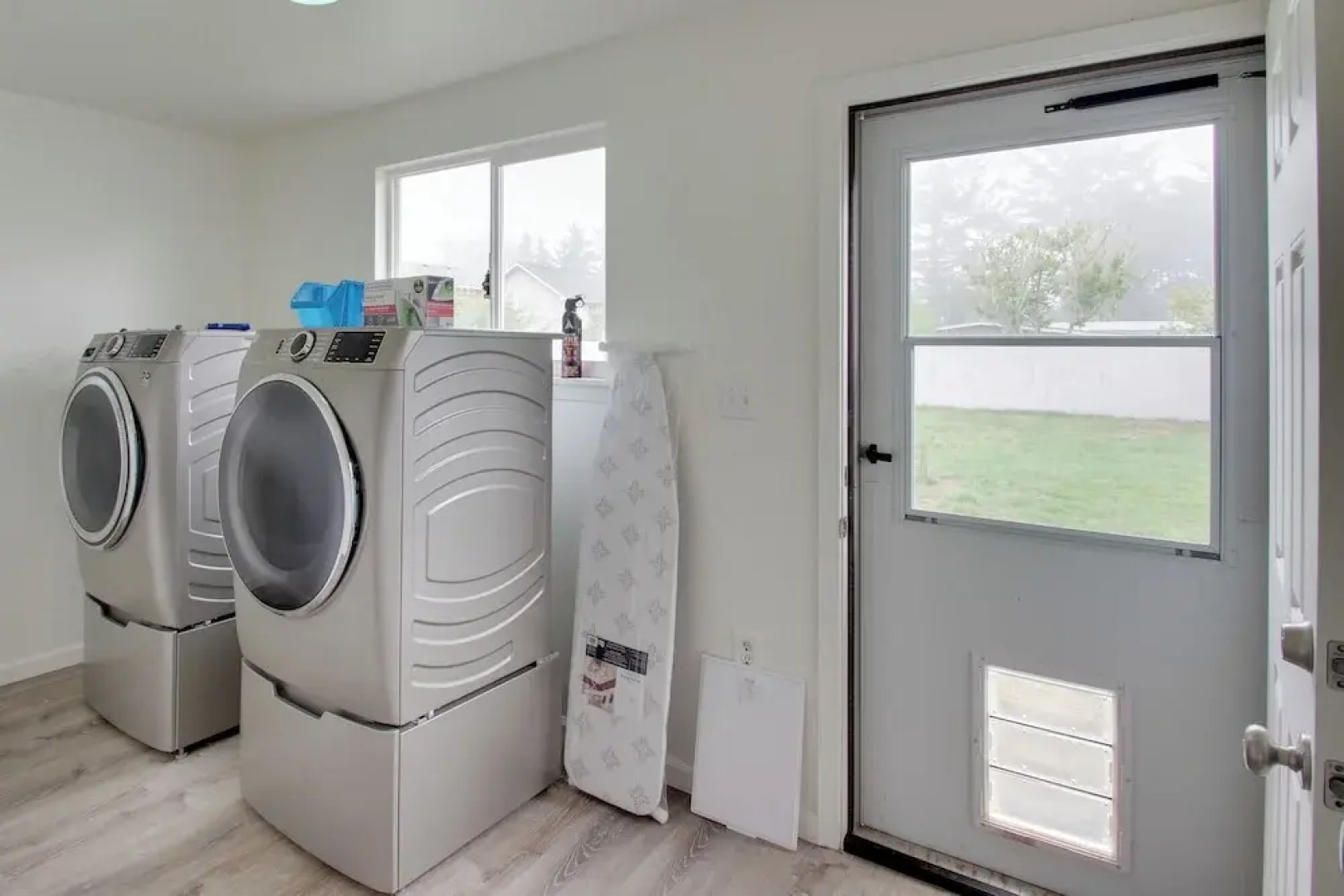 Crescent City Home w/ Hot Tub: Half-block to Beach