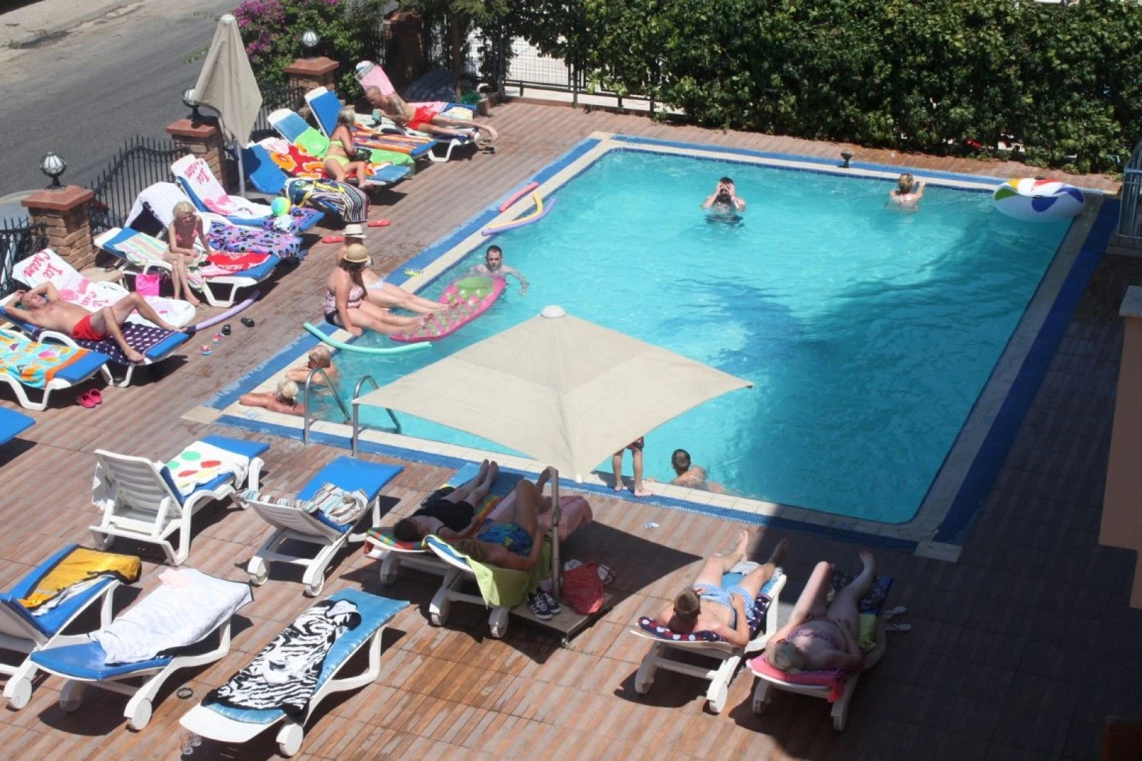 Sebnem Apart & Studios