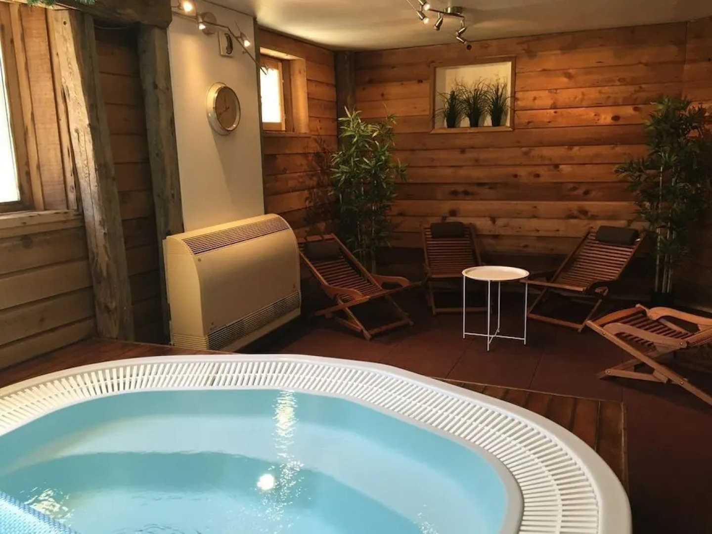 Ferm6 - 6-6p-5chbres-3sdb-120m?-10 / 12pers-valloire