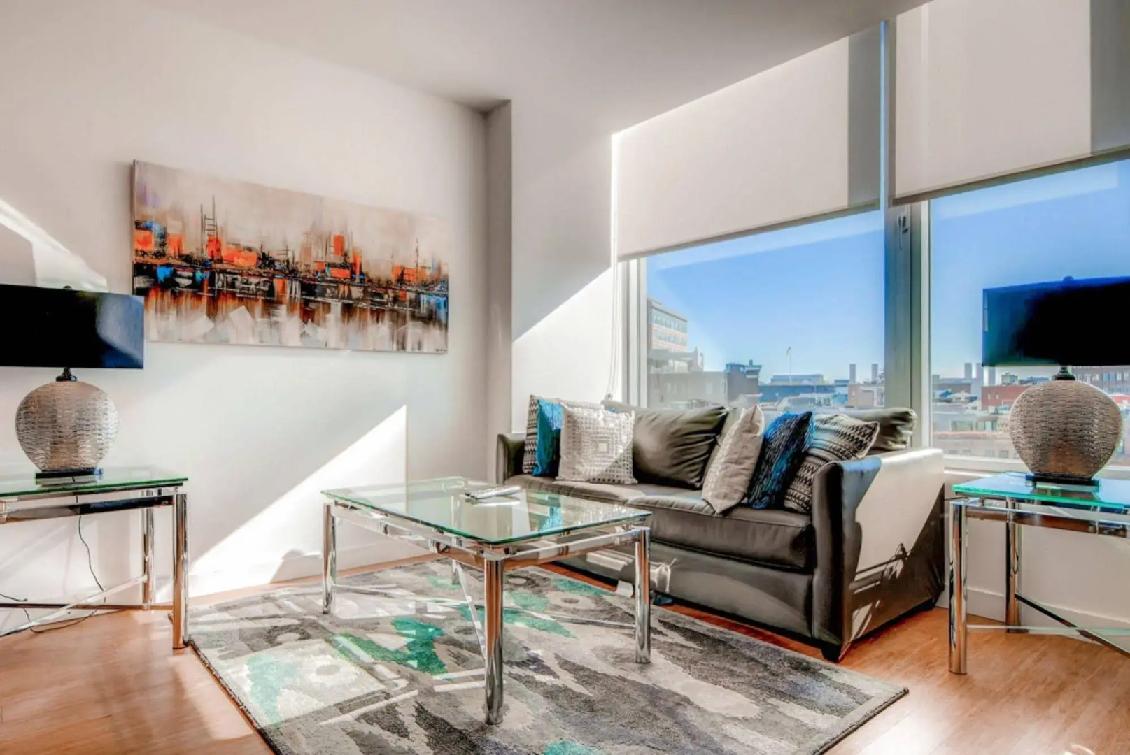 Global Luxury Suites at The Financial District