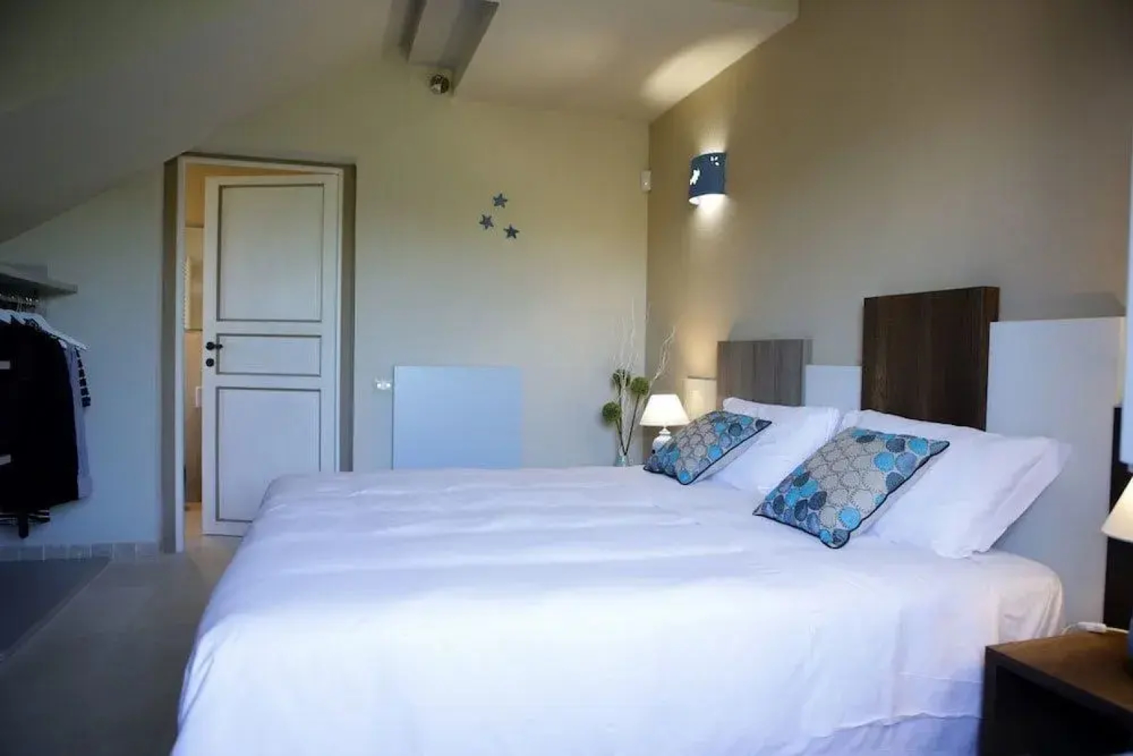 Avion B&B
