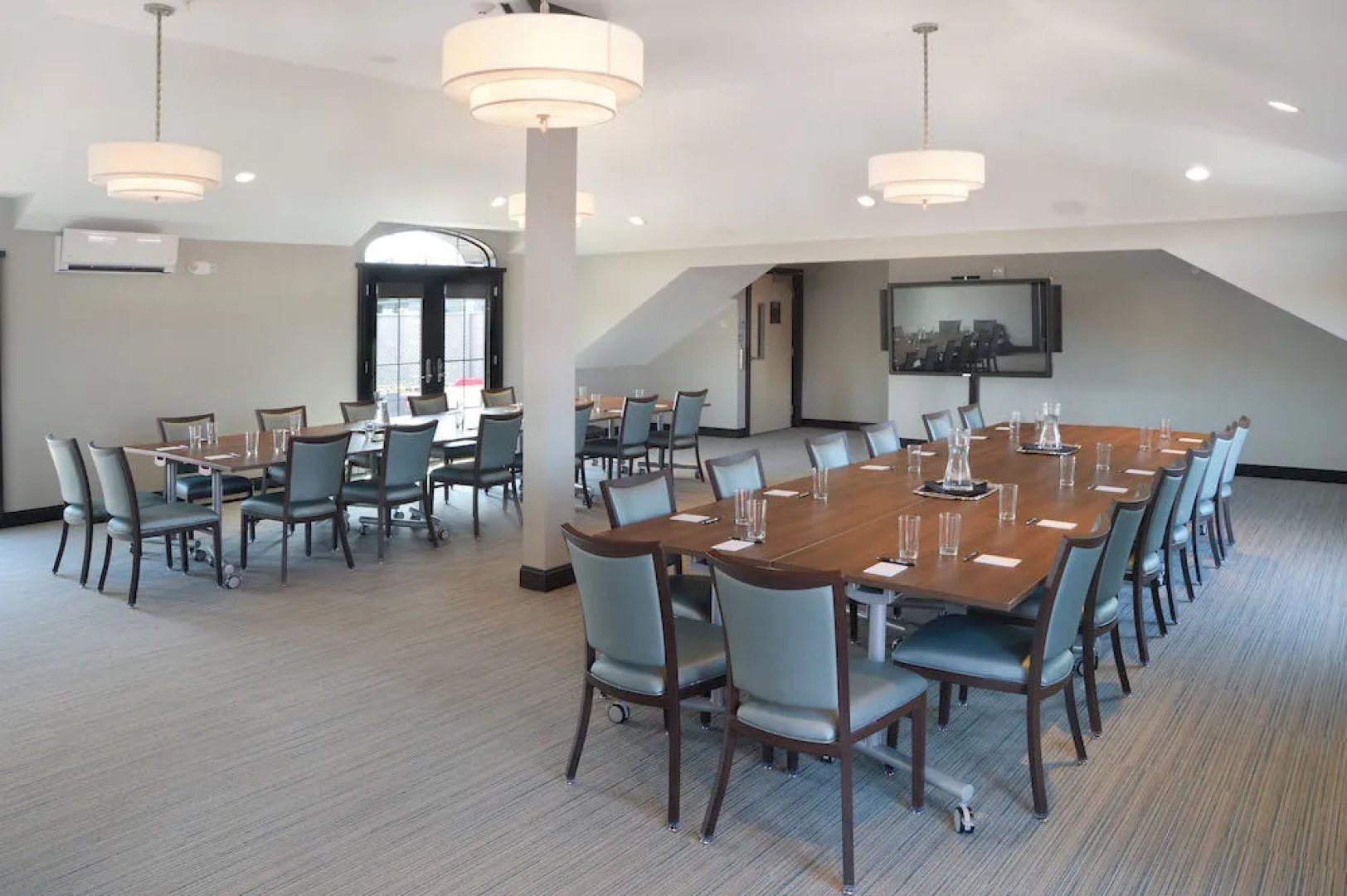 Pavilion Grand Hotel