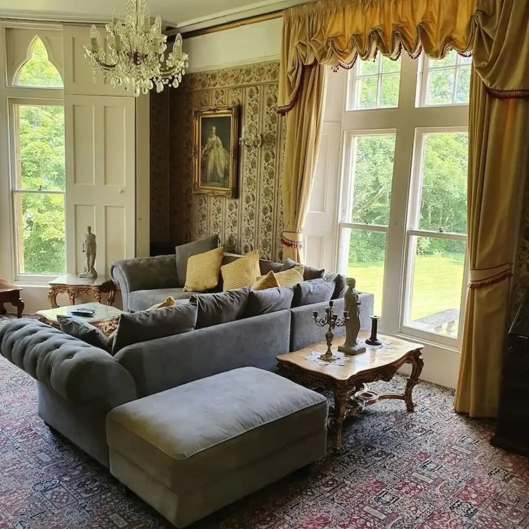 Historic Manor House - Sleeps 16 - Pool & Hot Tub