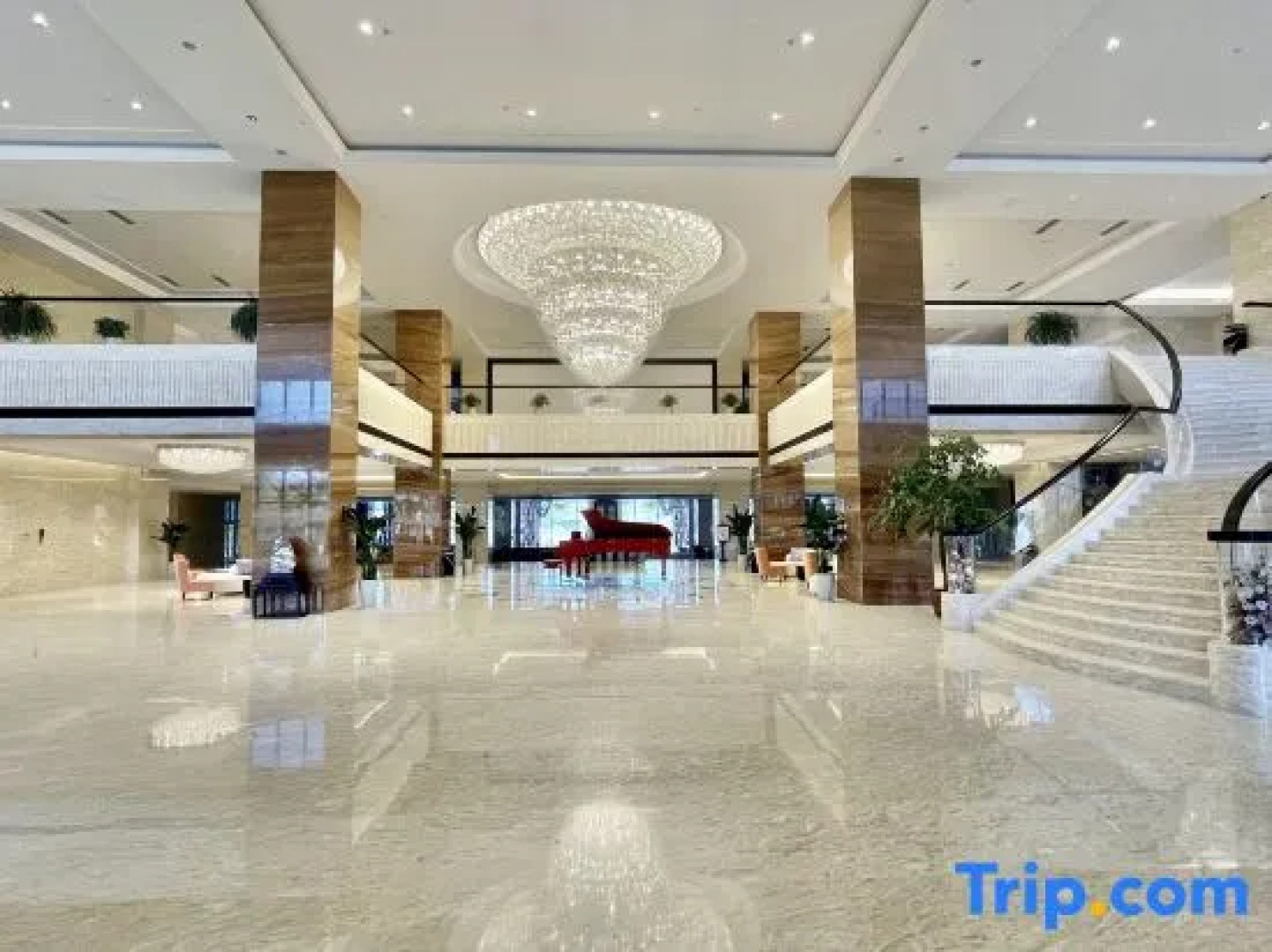 Shaanxi Dijian Nanshan (Huashan) Hot Spring Hotel