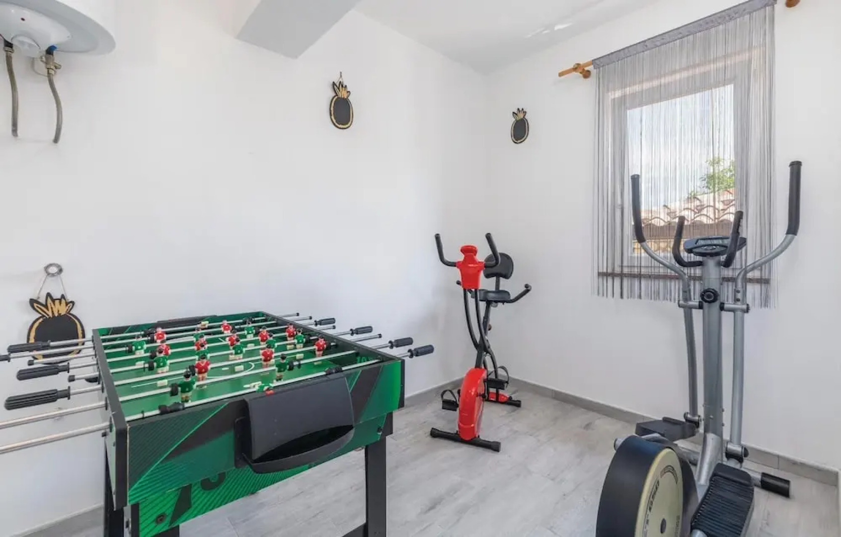 Stunning Home in Nedescina With Wifi and 4 Bedrooms