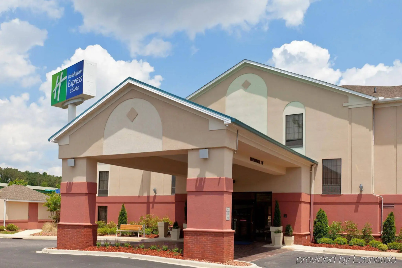 Holiday Inn Express & Suites Birmingham Trussville by IHG