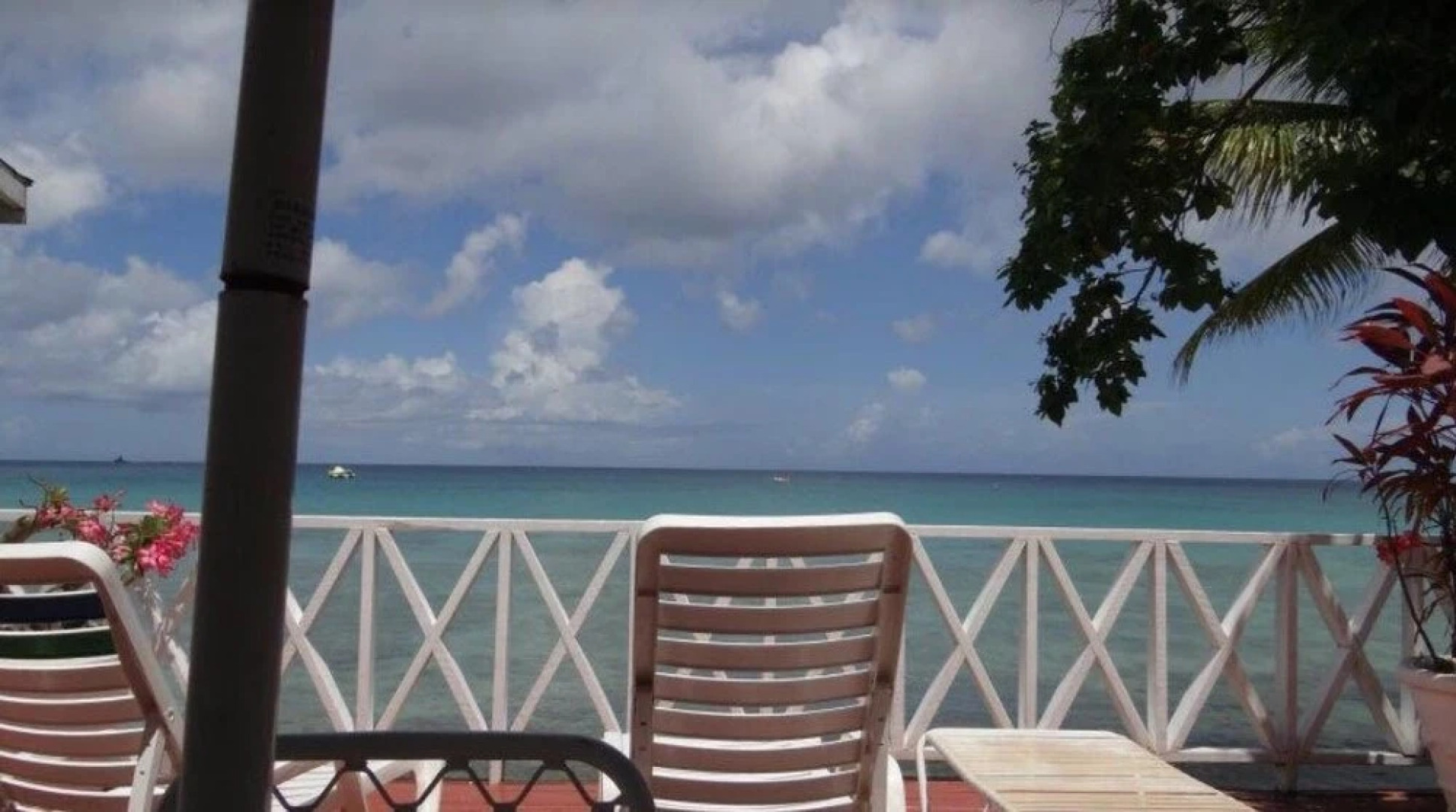 Cassandra 2 Beach Apartments