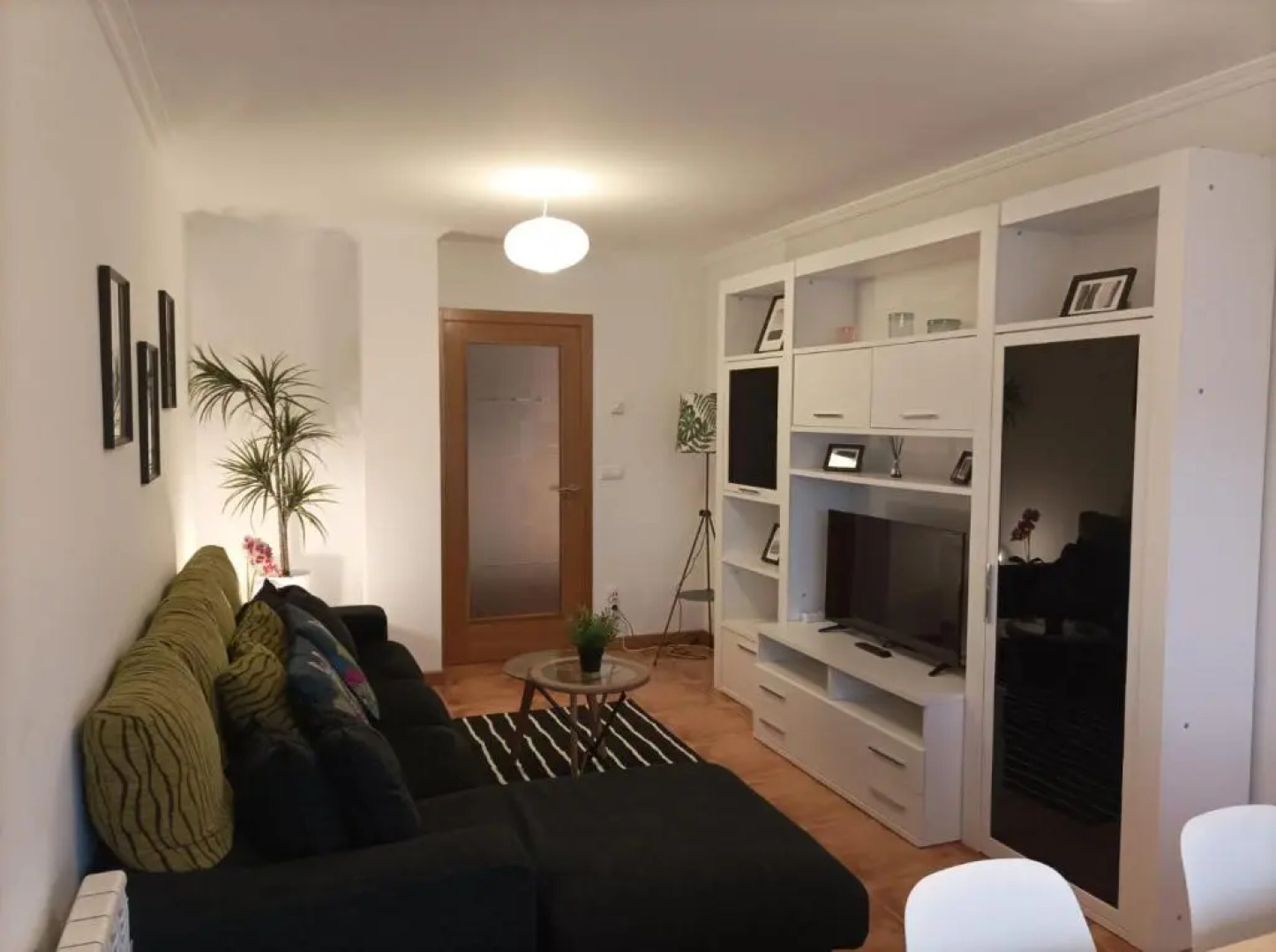 PISO EN COMBARRO A 1º LINEA DE COSTA