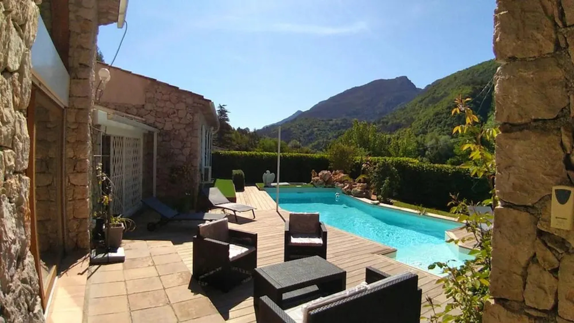 Villa With 4 Bedrooms in Puget-théniers, With Wonderful Mountain View, Private Pool and Enclosed Garden - 40 km From the Slopes