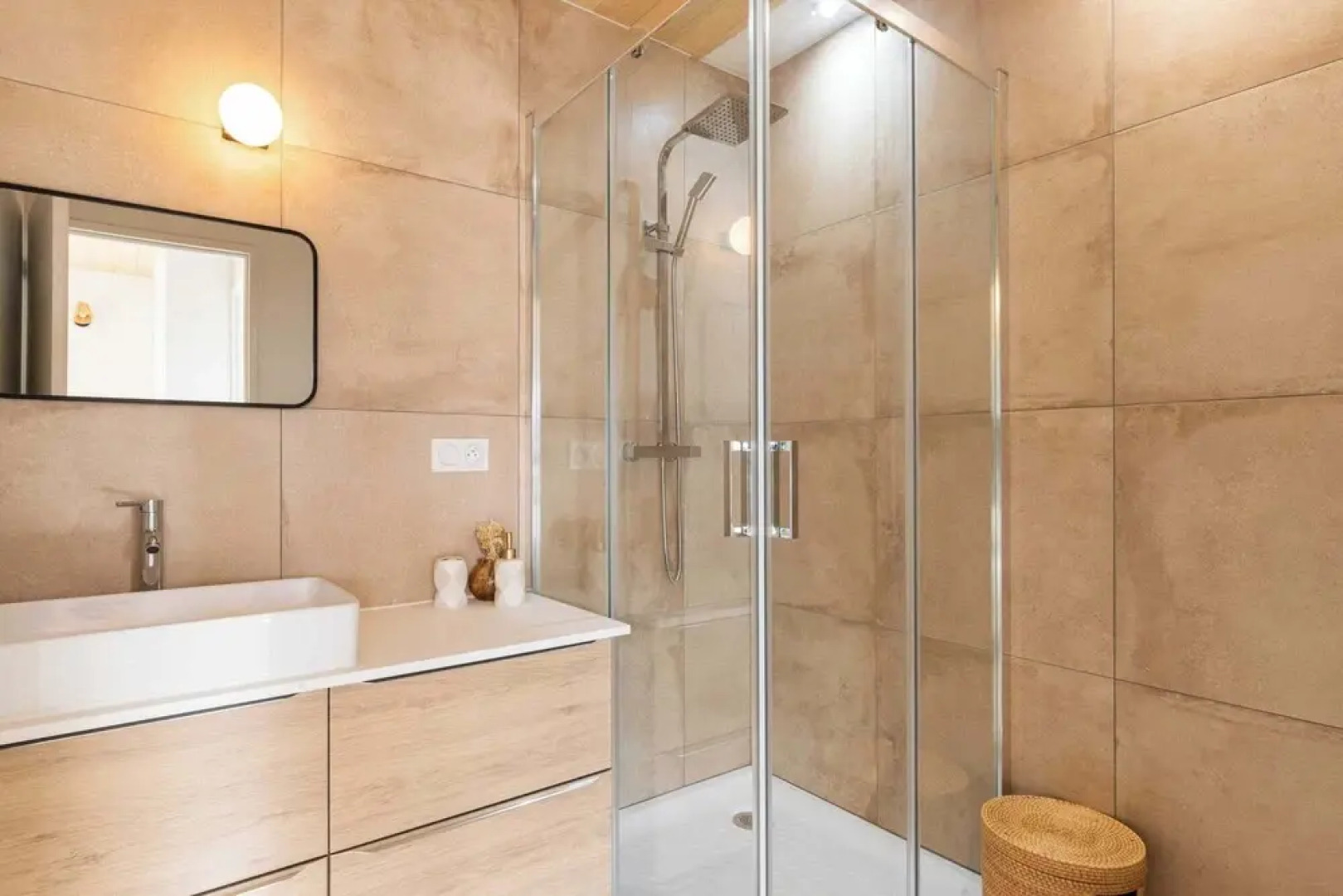 Dify Grand Bali - Villeurbanne