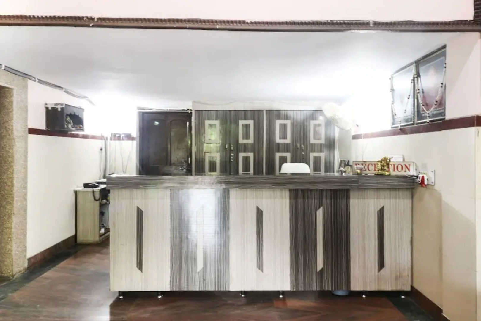 SPOT ON 49918 Hotel Ganapati