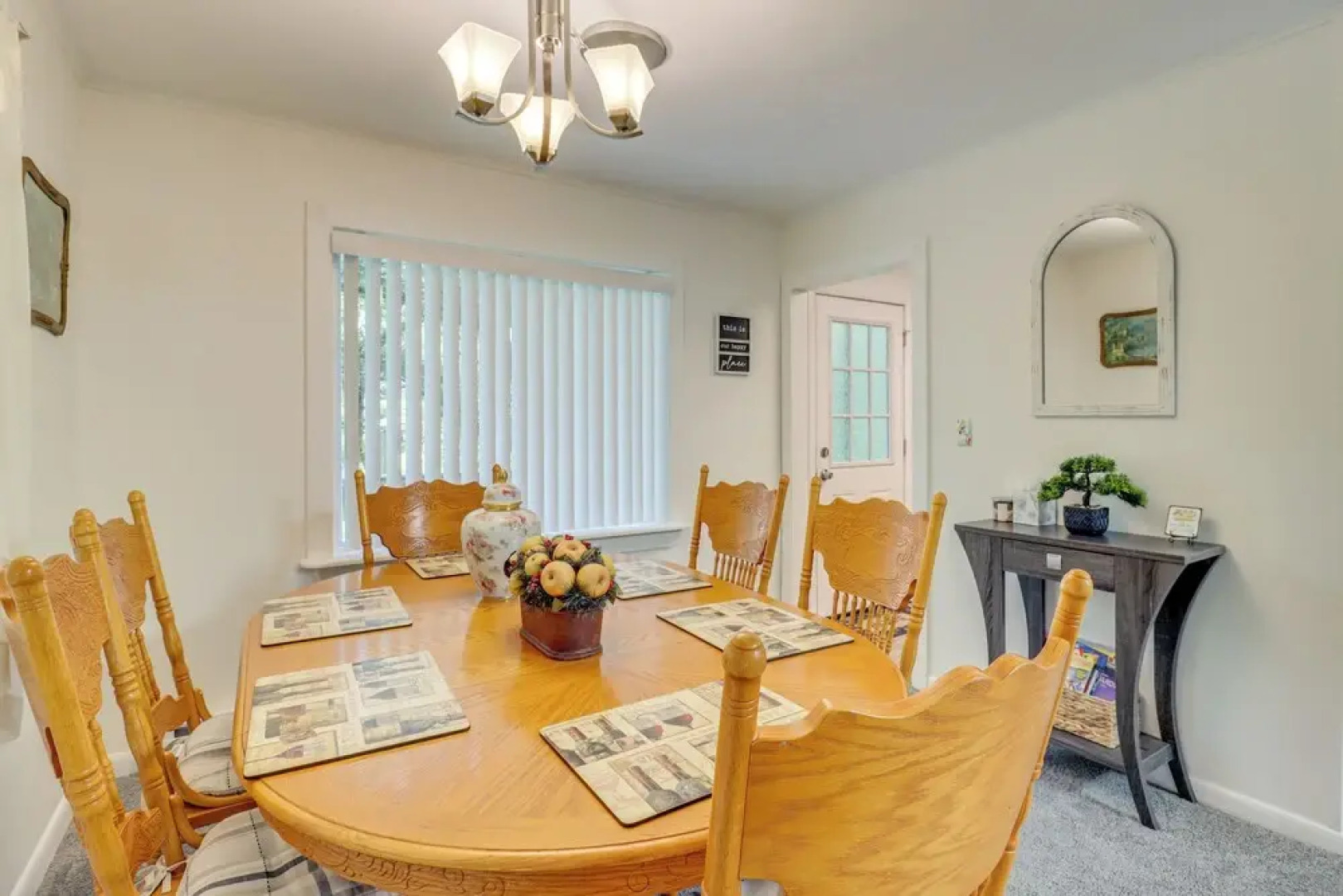 Fire Pit & Community Beach: Poconos Getaway!