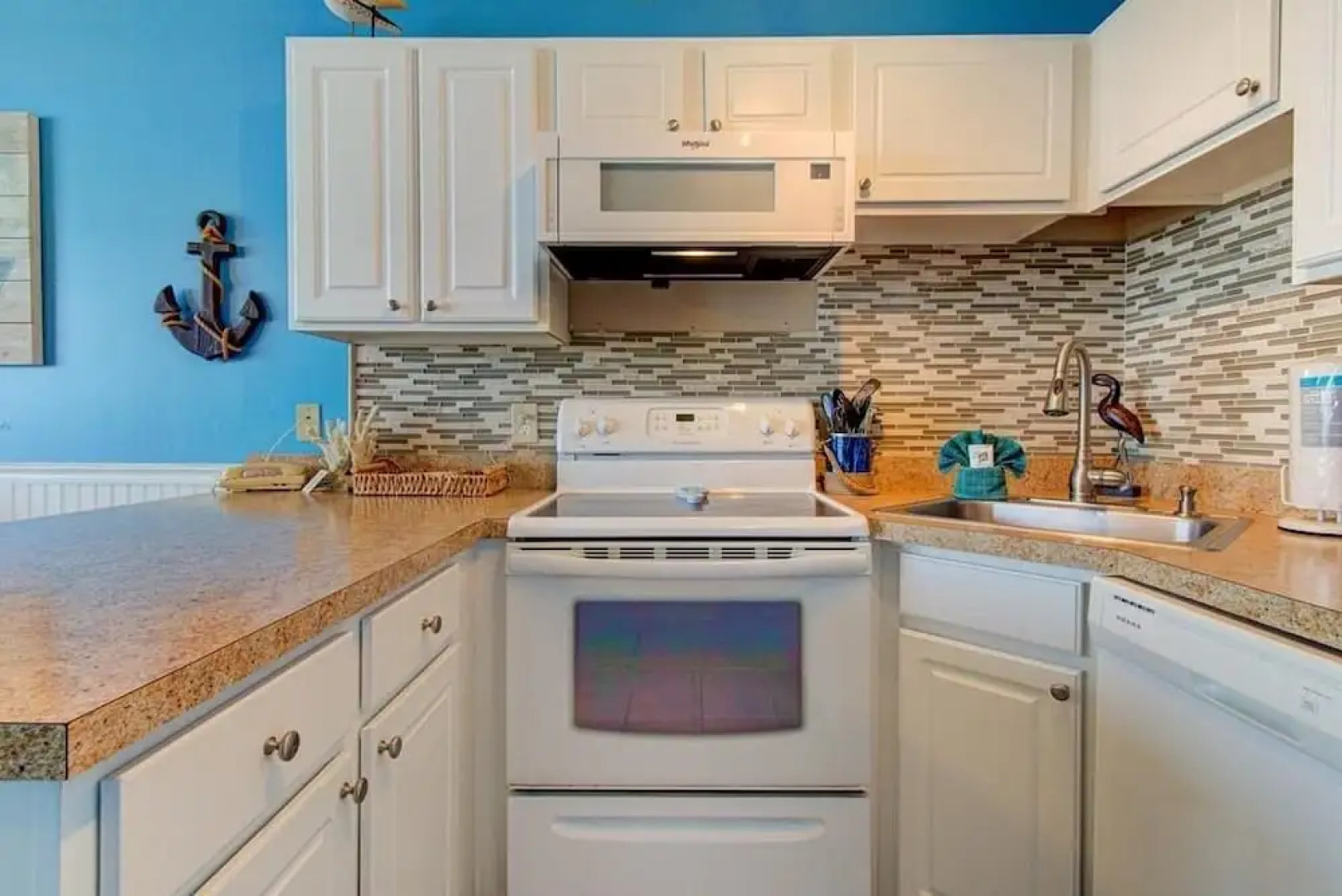 0305 Mako Your Dreams Come True by Atlantic Towers