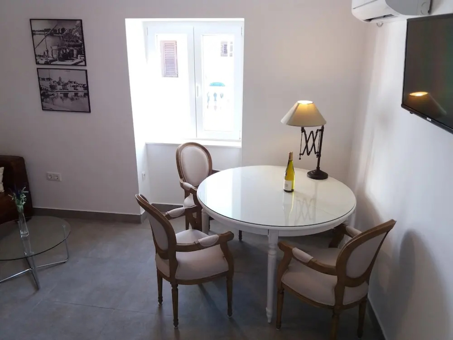 Downtown Luxury Suites