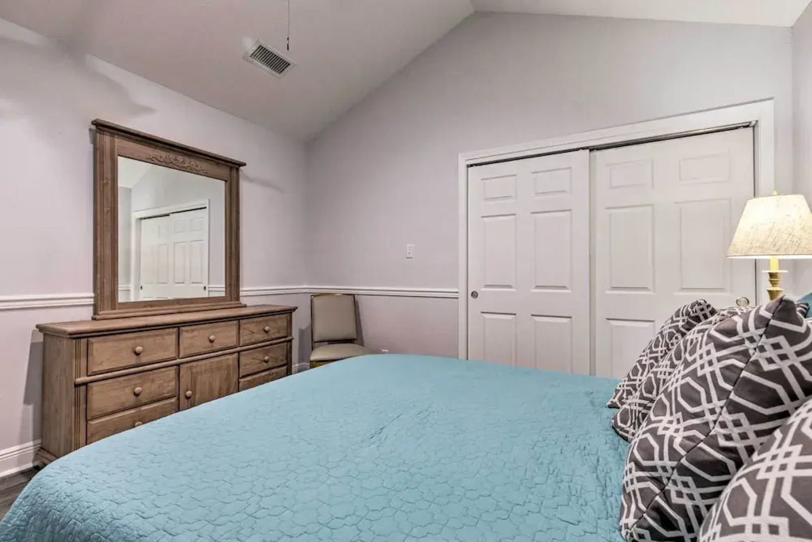 Downtown Ocean Springs Duplex w/ A/C 1 Mi to Beach