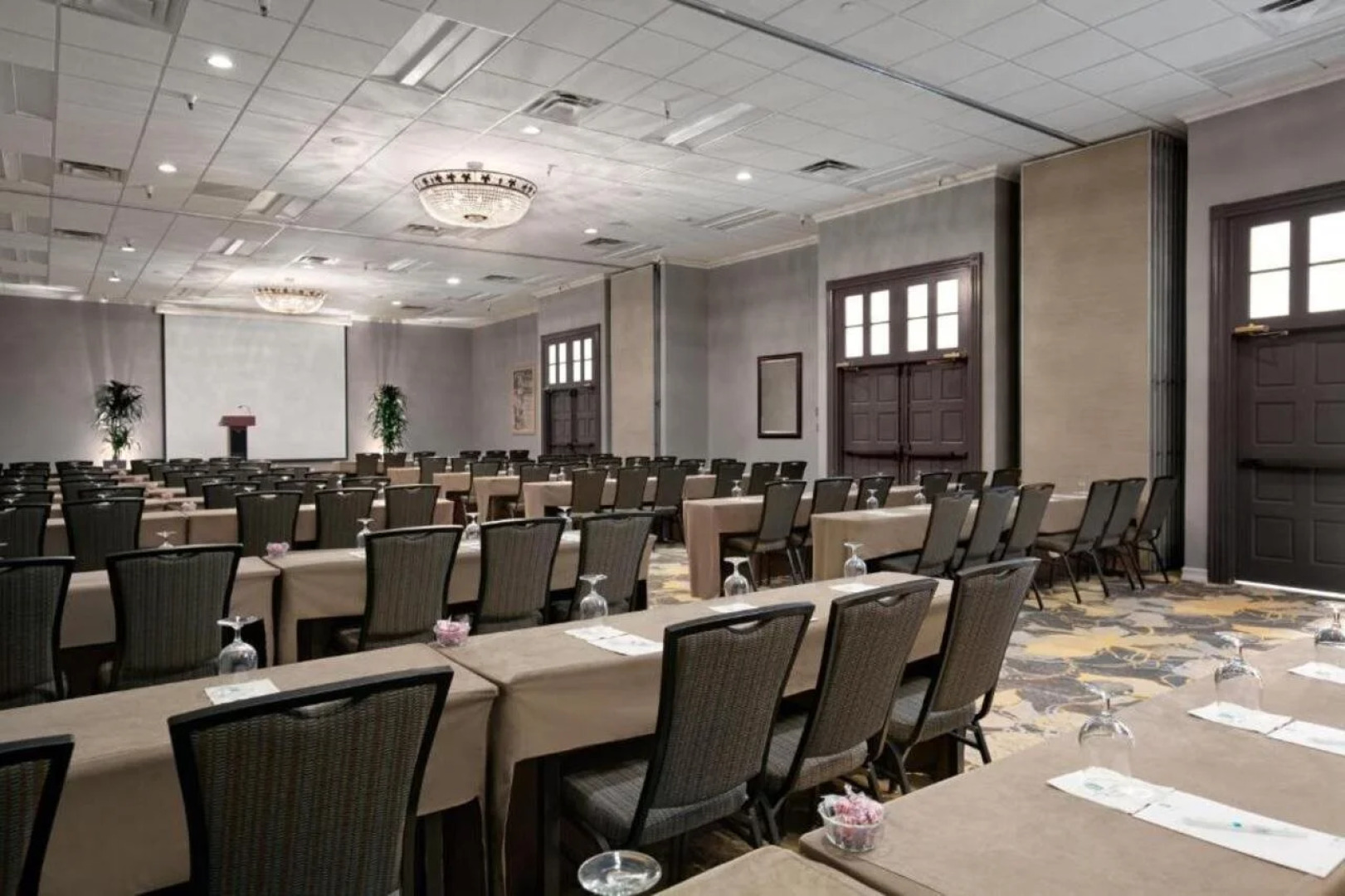 Embassy Suites by Hilton Napa Valley