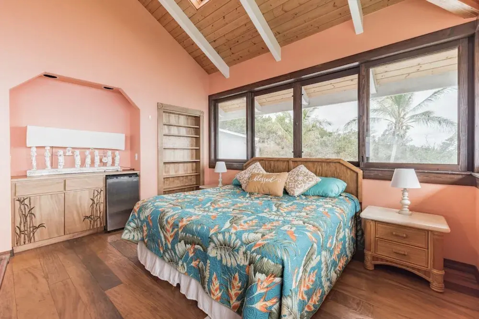 Affordable Luxury, Ocean Front With Pool & Hot Tub 3 Bedroom Apts by RedAwning