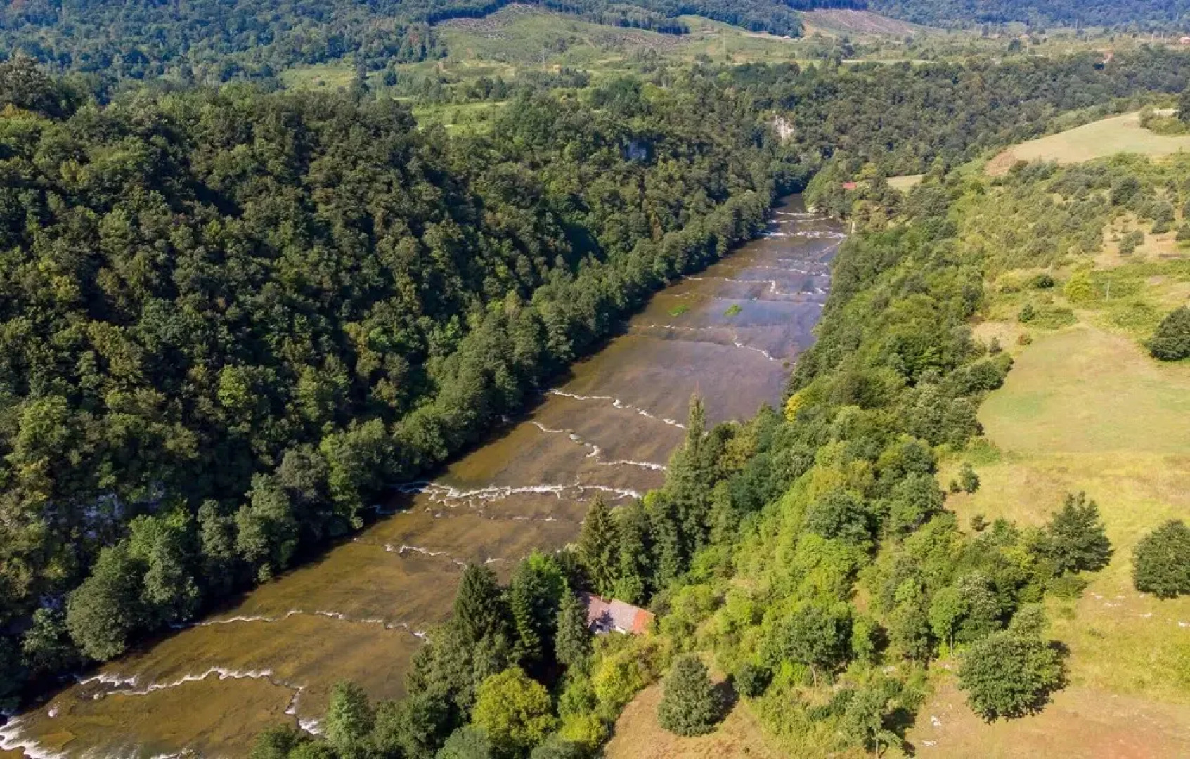 Stunning Home in Slunj With 3 Bedrooms, Wifi and Outdoor Swimming Pool