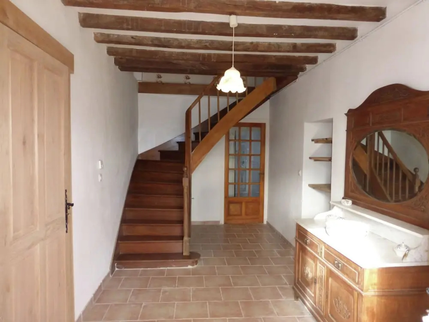 Luxurious Villa in Cazaubon with Swimming Pool