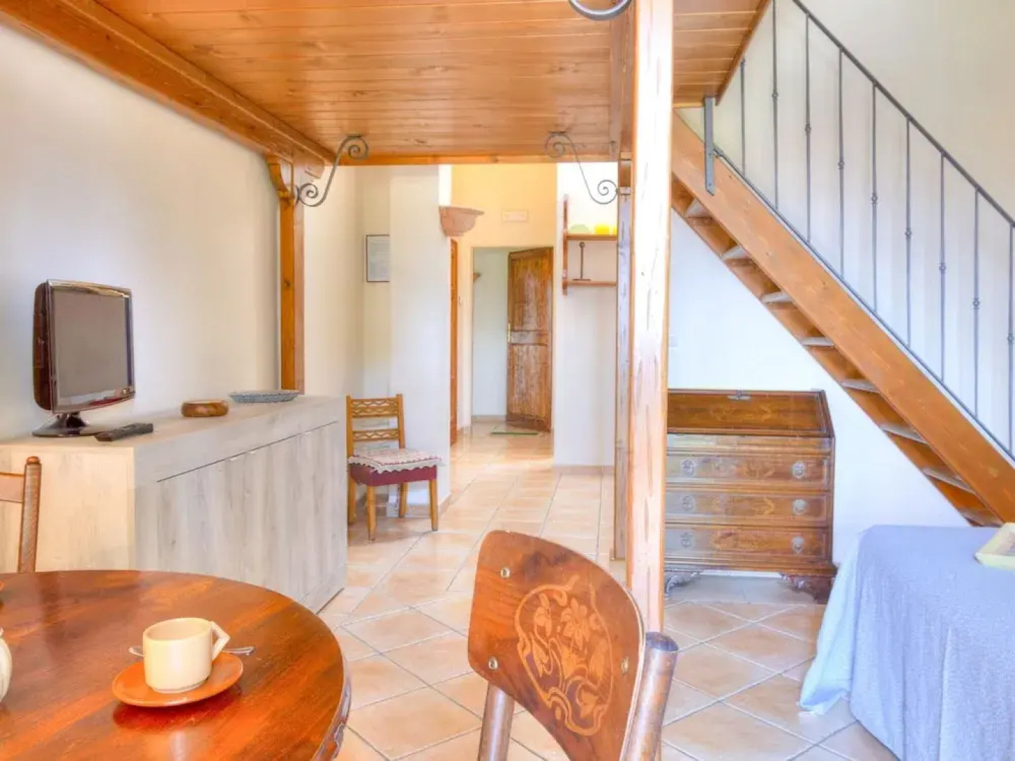 Farmhouse in Marsciano With Vineyards Olive Groves