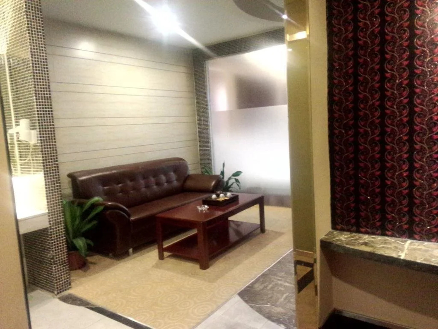 Yu Hu Chun Chain Business Hotel