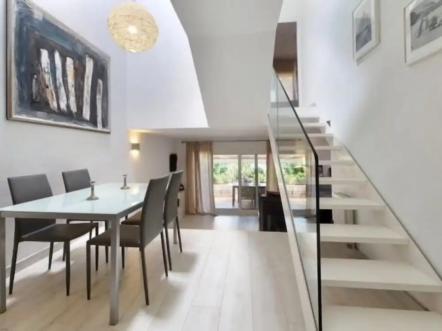 Shikara Be my Guest Castelldefles