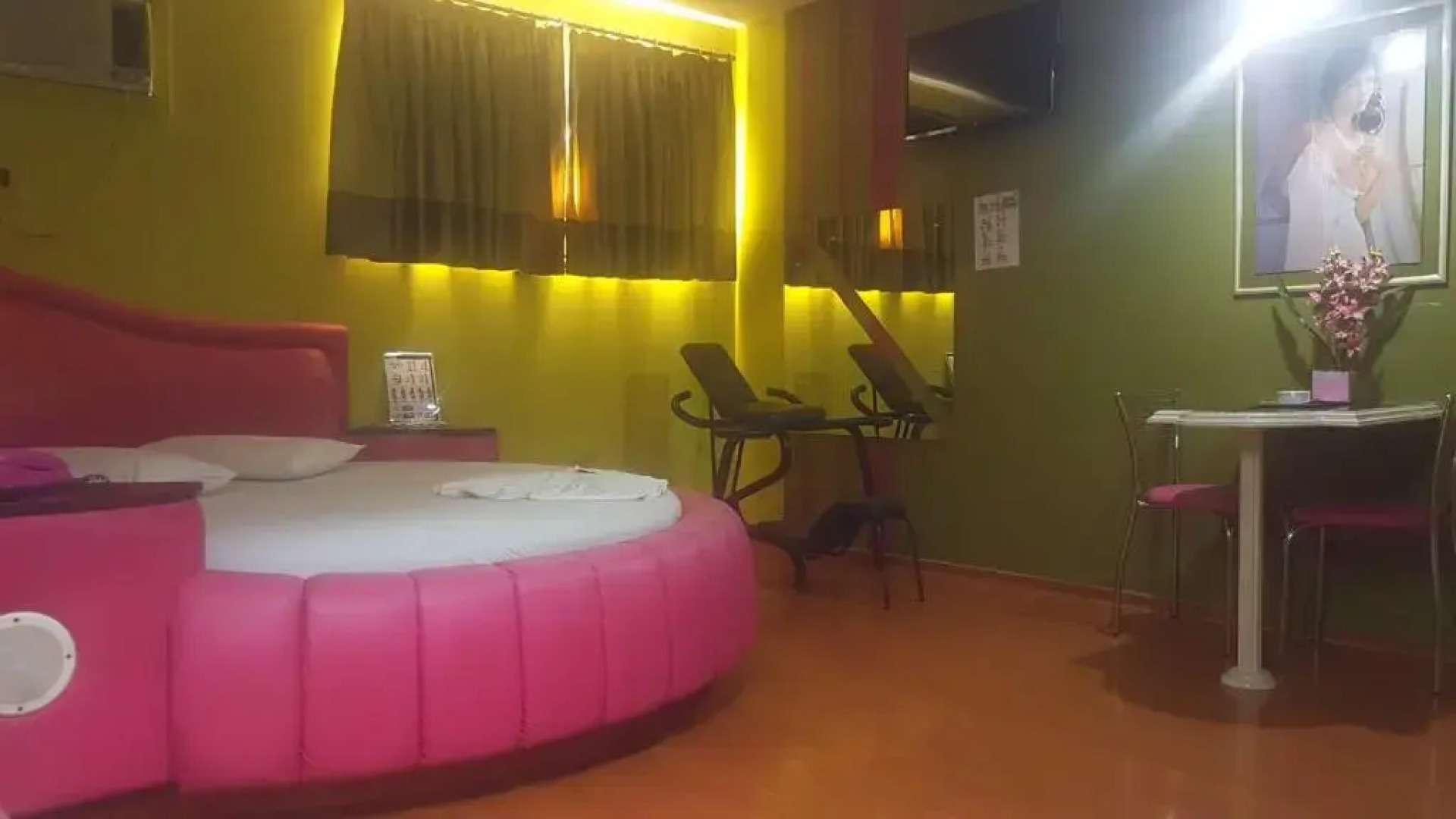 L'acqua Motel Express