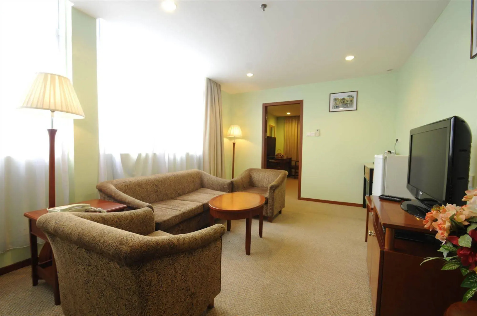 OYO 597 Winner Hotel