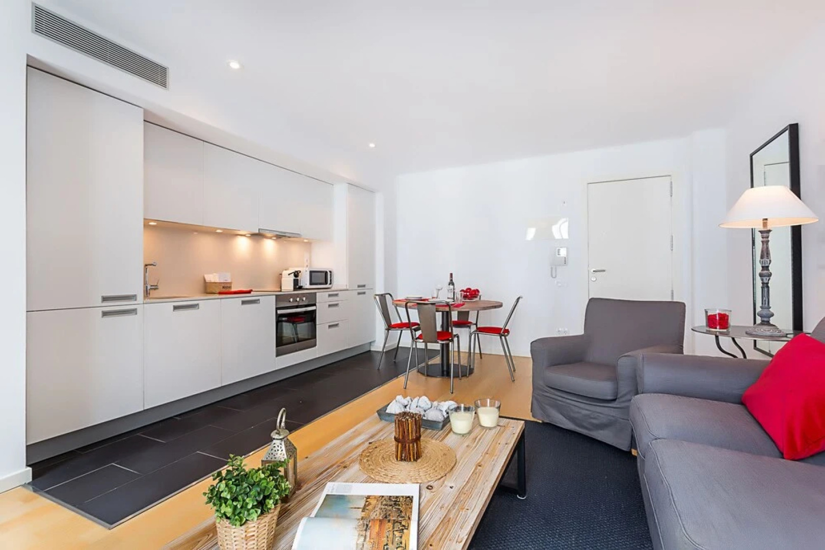 Urban District Apartments Rambla Suite & Pool