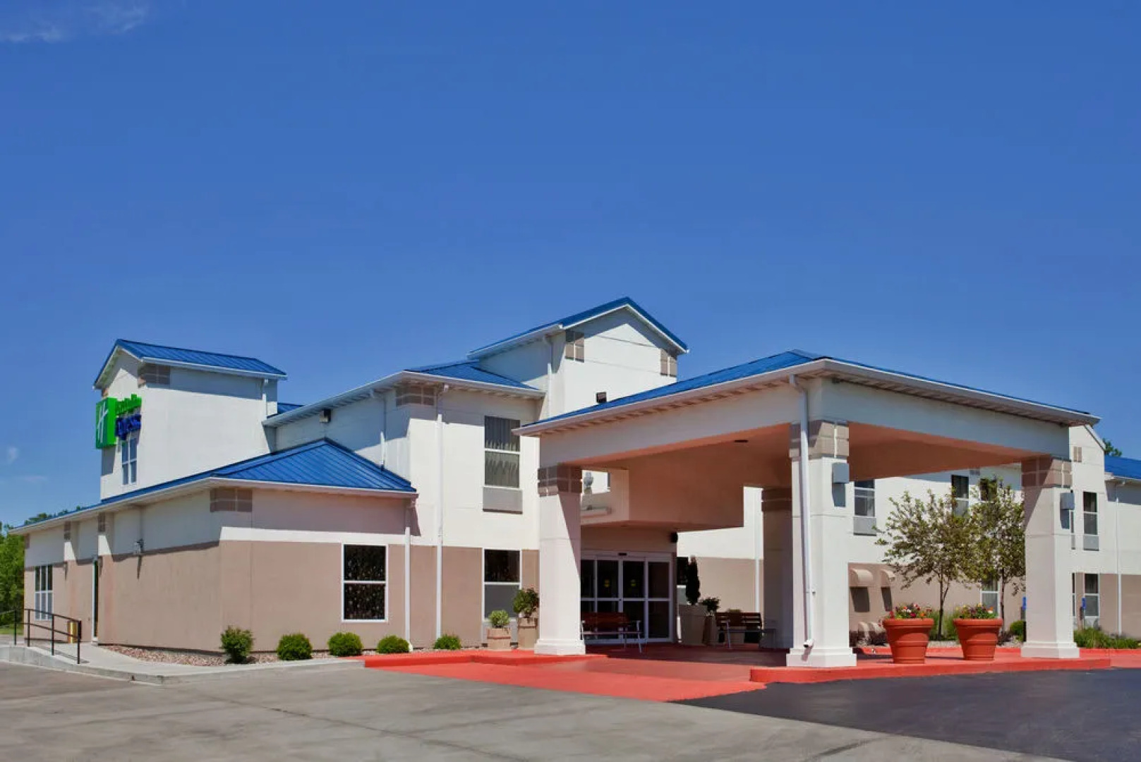 Holiday Inn Express Junction City