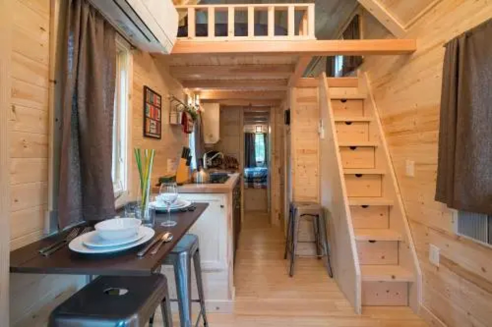 Mount Hood Village Lincoln Tiny House 2