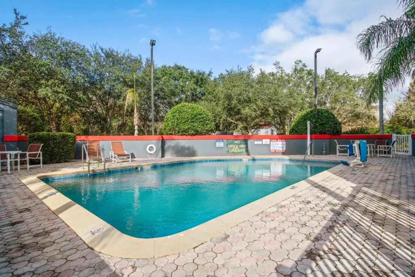 Townhouse Orlando West (ex.Red Roof Inn Orlando West - Ocoee)