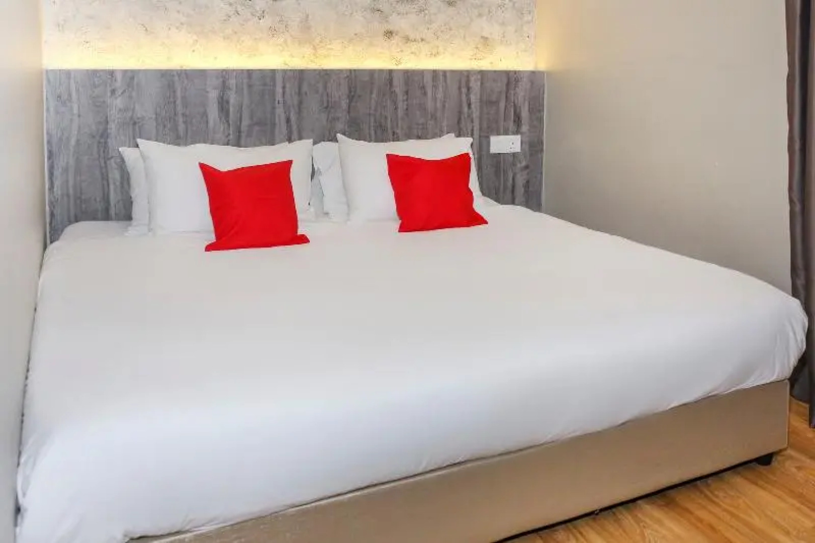 OYO 90020 Amoris Grand Event Space