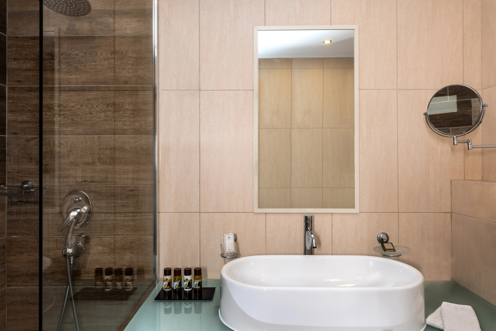 Kassandra Bay Resort, Suites & Spa