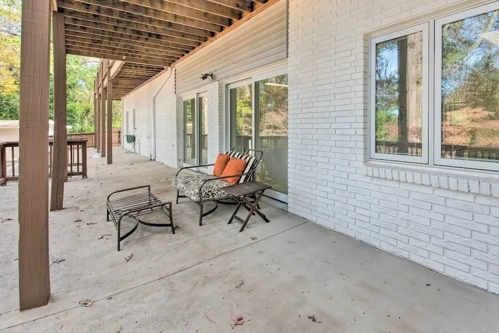 Peaceful Smyrna Home w/ Wood-burning Fire Pit