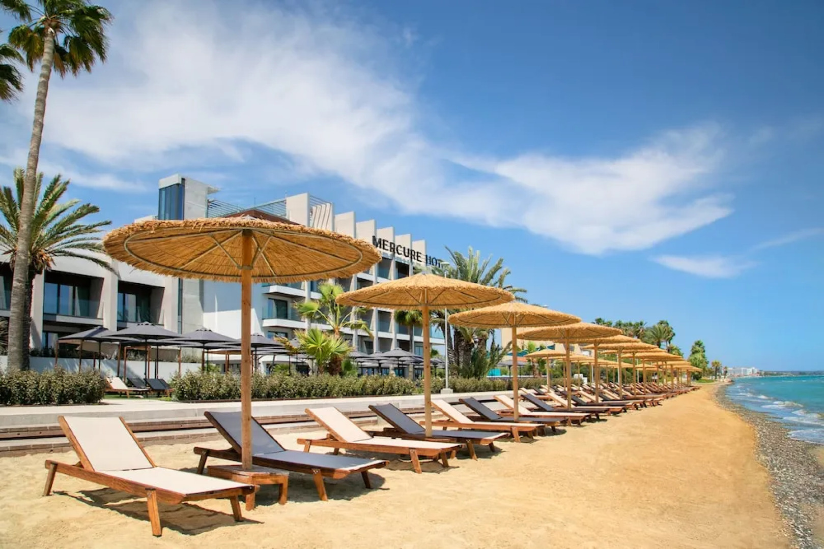 Mercure Larnaca Beach Resort