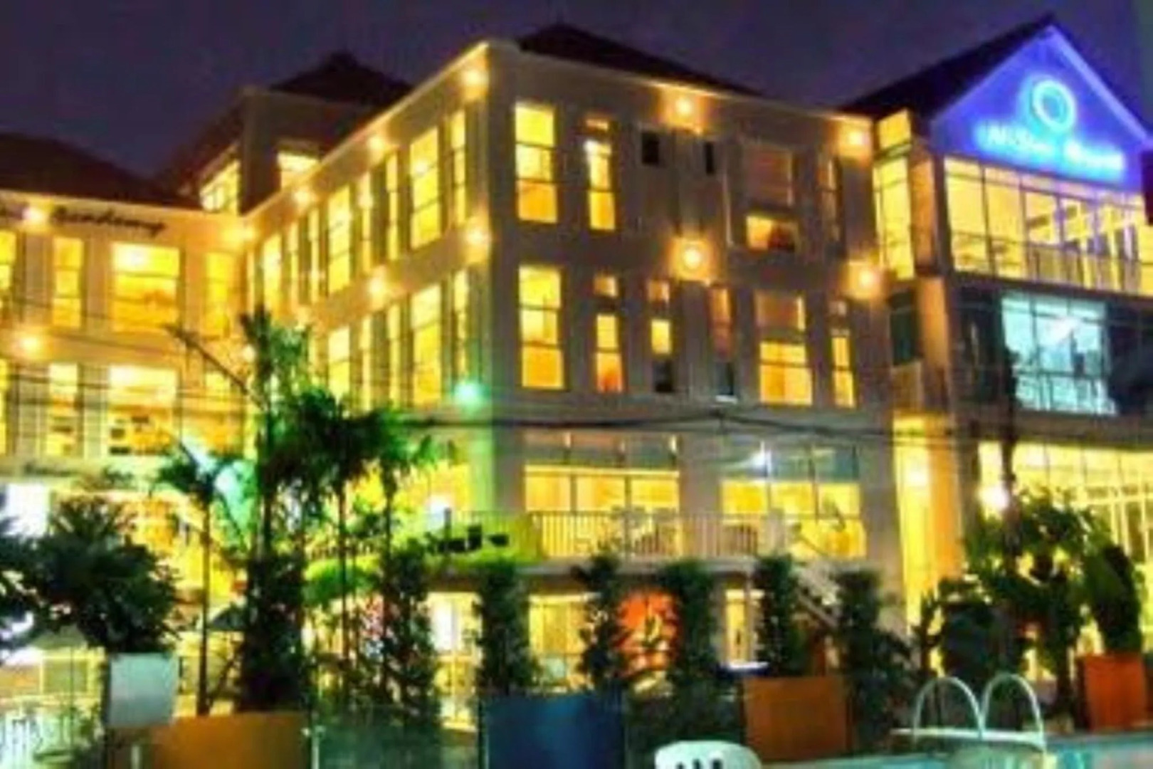 Nsiri Resort & Hotel