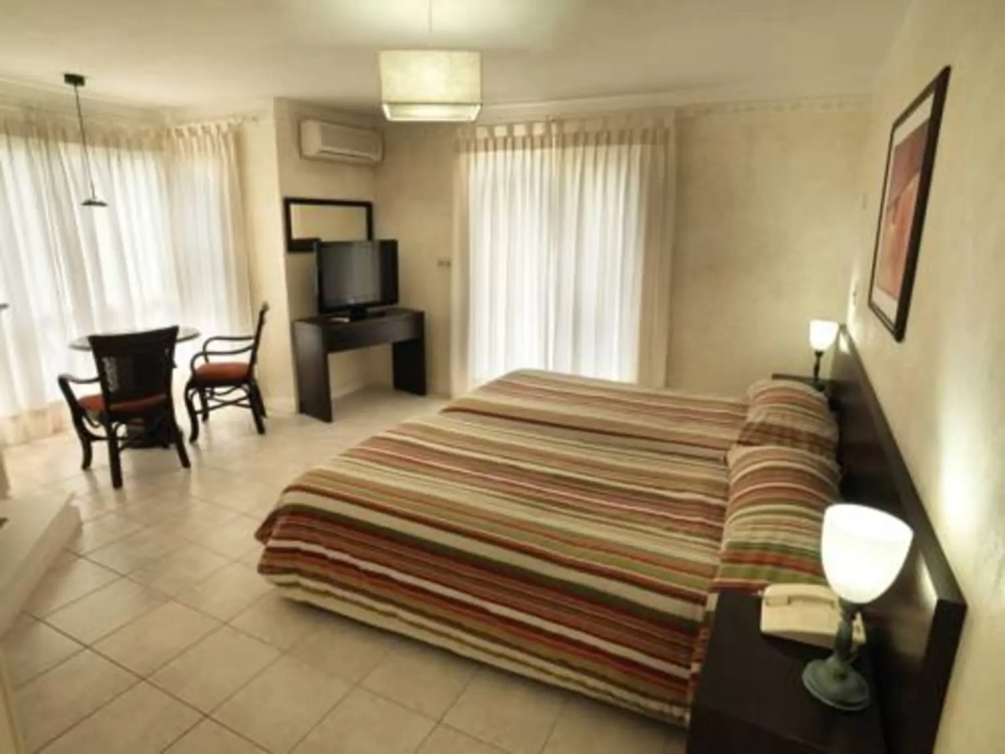 Solanas Punta Del Este & Crystal Beach
