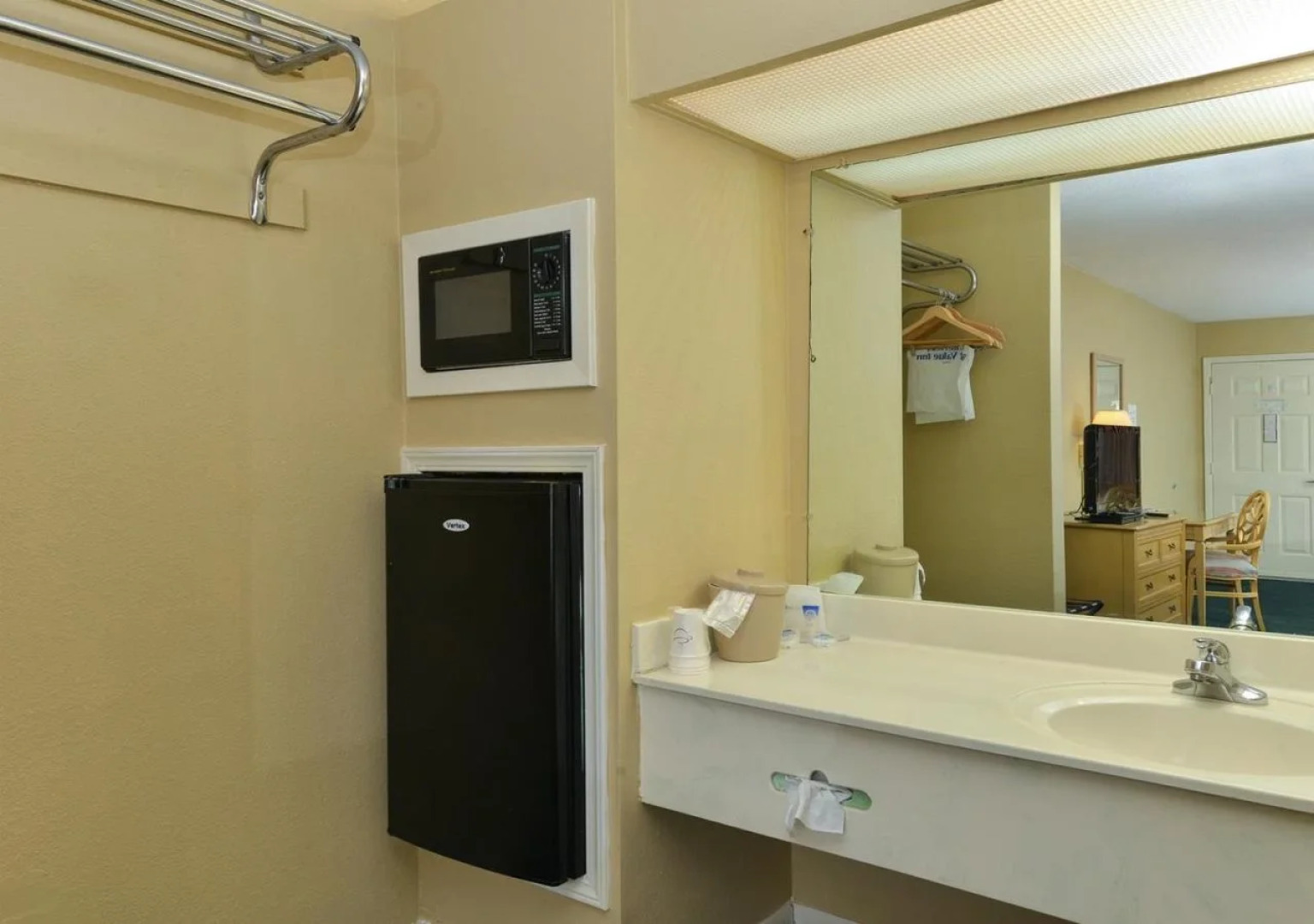 Americas Best Value Inn Meridian