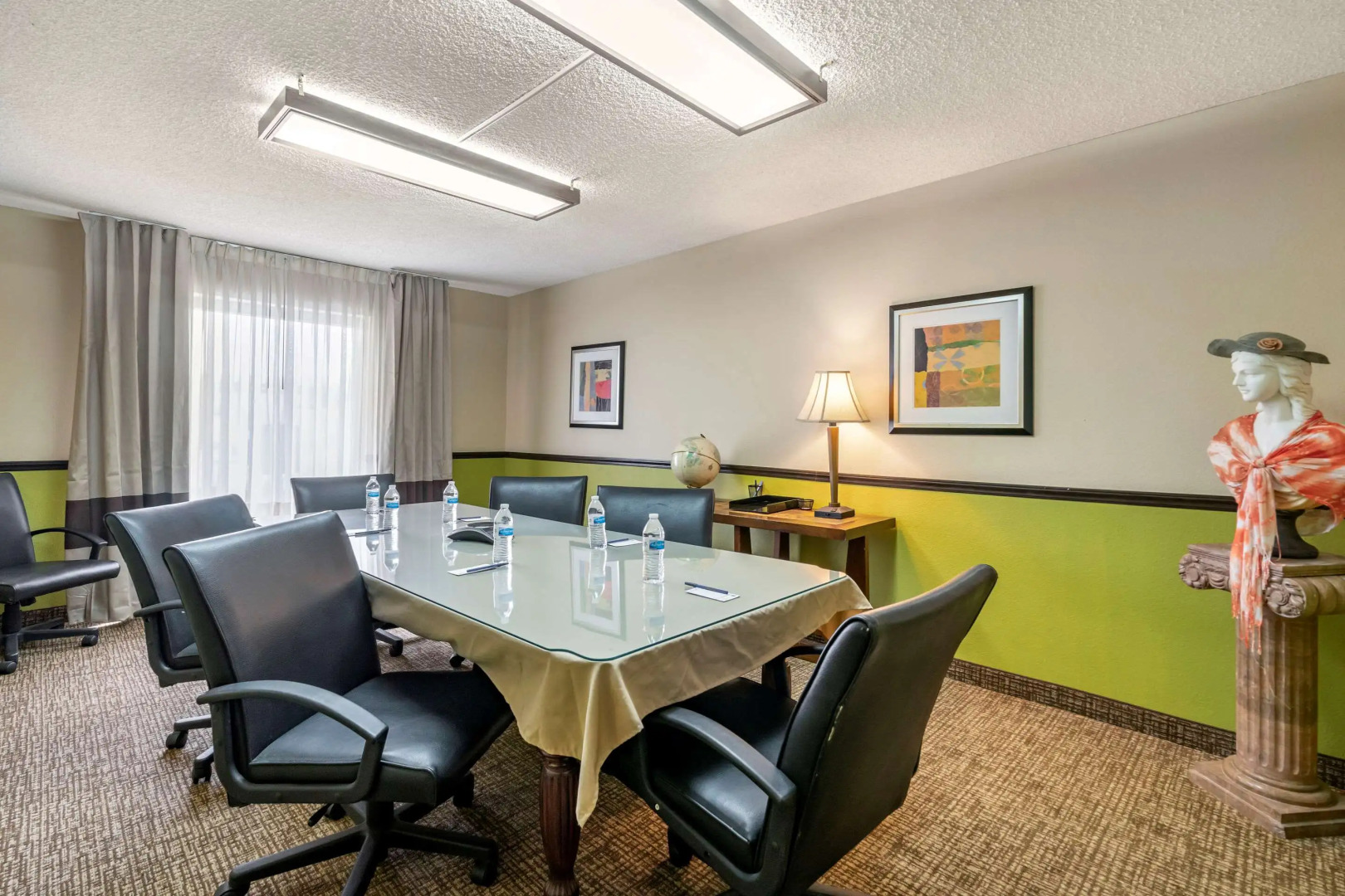 Comfort Inn & Suites St. Pete - Clearwater International Airport