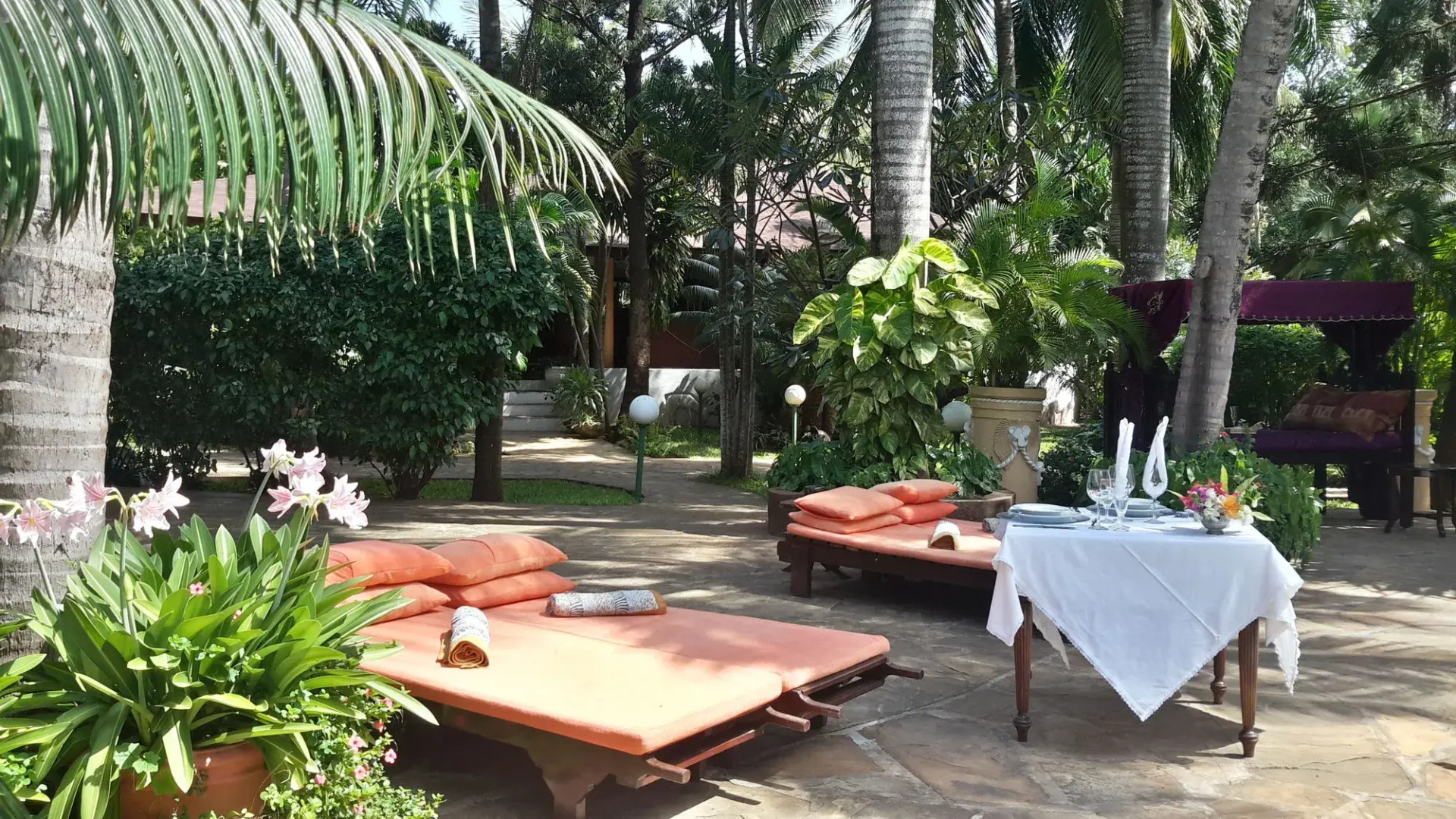 African House Resort