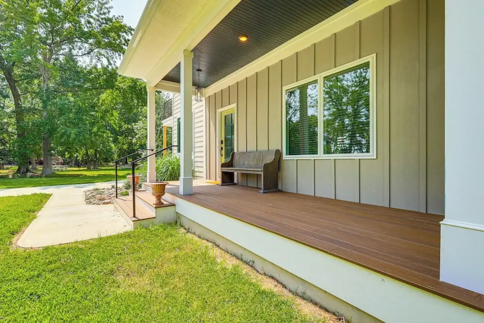 Rock Hall Retreat w/ Balcony Near Park & Marina!