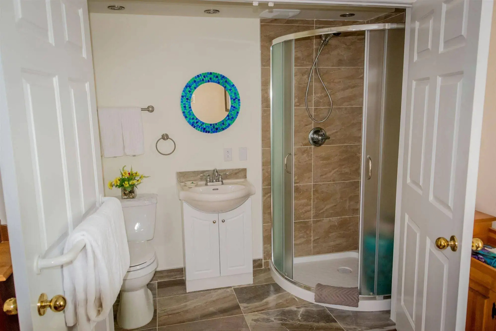 A La Villa Rivermead