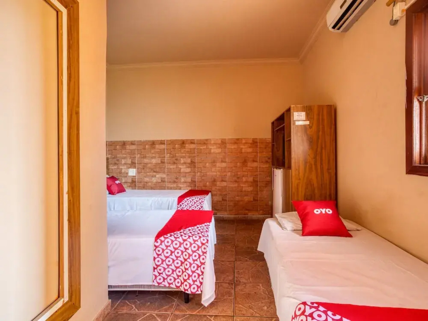 OYO Hotel Tereza Curvelo