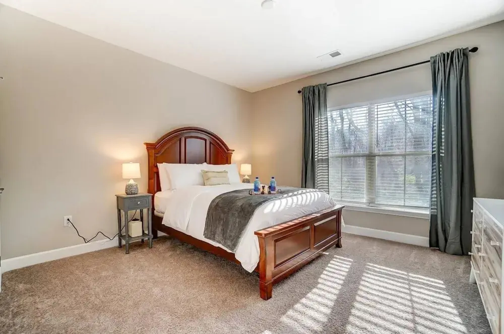 Polaris Luxury 2BR WFH Ready Pet Friendly