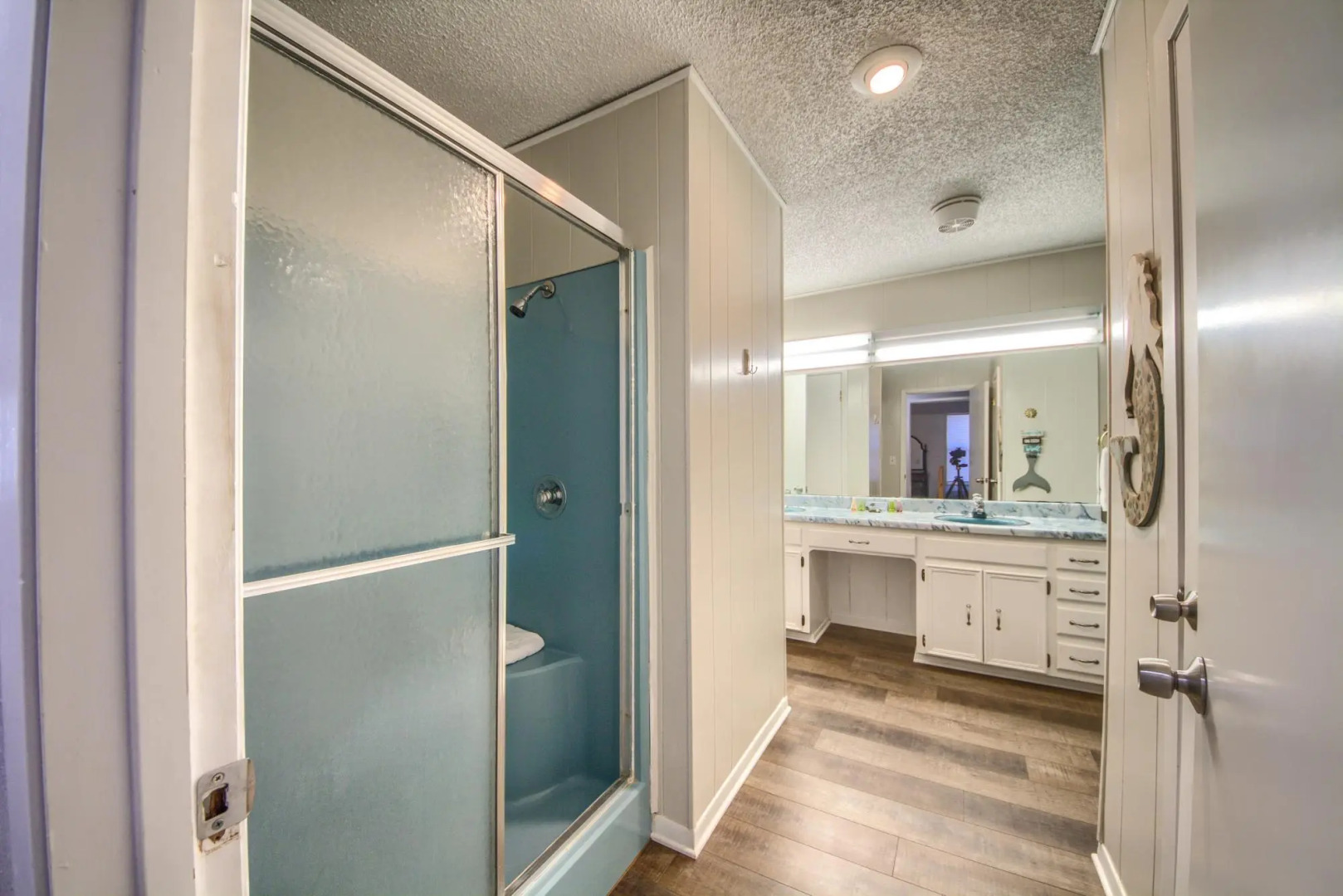 Hondo s River Haus RR 1300